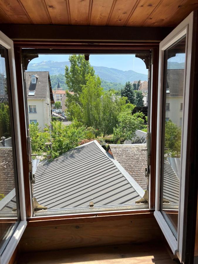 Top Floor Apartment With Mountain Views In The Centre Of Argeles Gazost Dış mekan fotoğraf